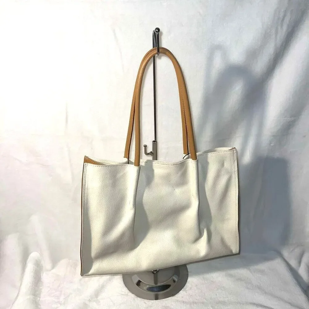 Del Conte Cream/Tan Tote with Small Pouch - NWT - Picture 2 of 11